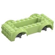 Vehicle Base 4 x 10 x 2 1/2 with Mudguards, Wheel Pins and 6 x 2 Centre Recess with 3 Holes, Light Bluish Gray Wheel Holders em Verde amarelado