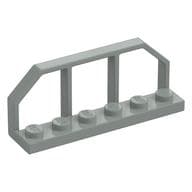 Plate Special 1 x 6 with Train Wagon End Fence em Cinza claro
