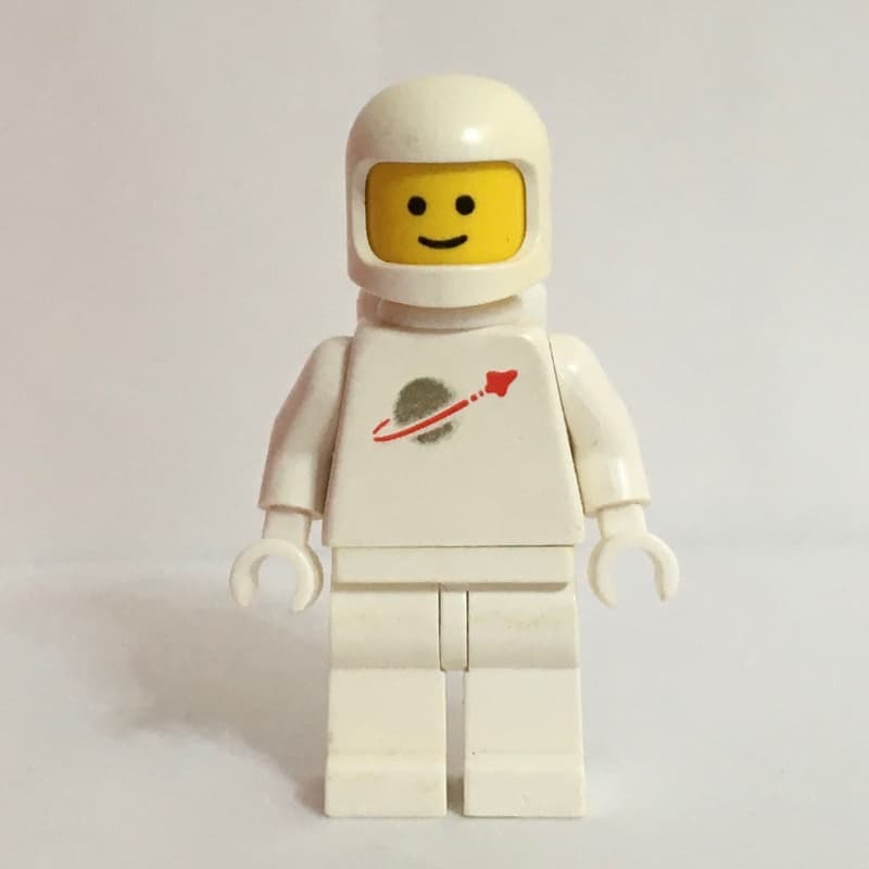 Classic Spaceman, White with Airtanks (3842a Helmet)