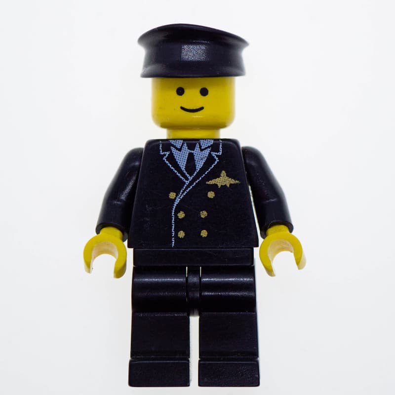 Pilot, Black Suit with Tie and Airplane Badge, Black Hat (3626a Head)