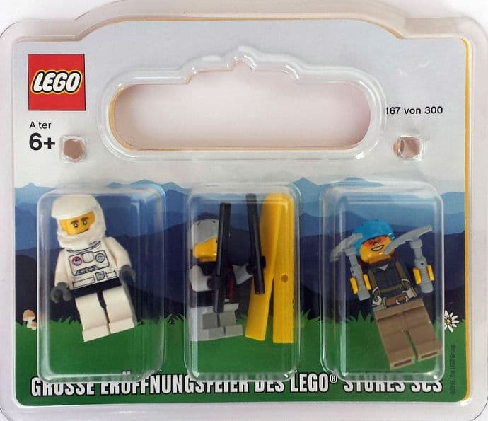 Big Opening Ceremony of LEGO Stores SCS